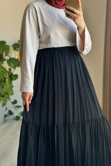 Chic Black Pleated Chiffon Modest Skirt