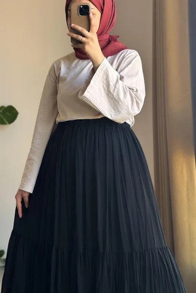 Chic Black Pleated Chiffon Modest Skirt